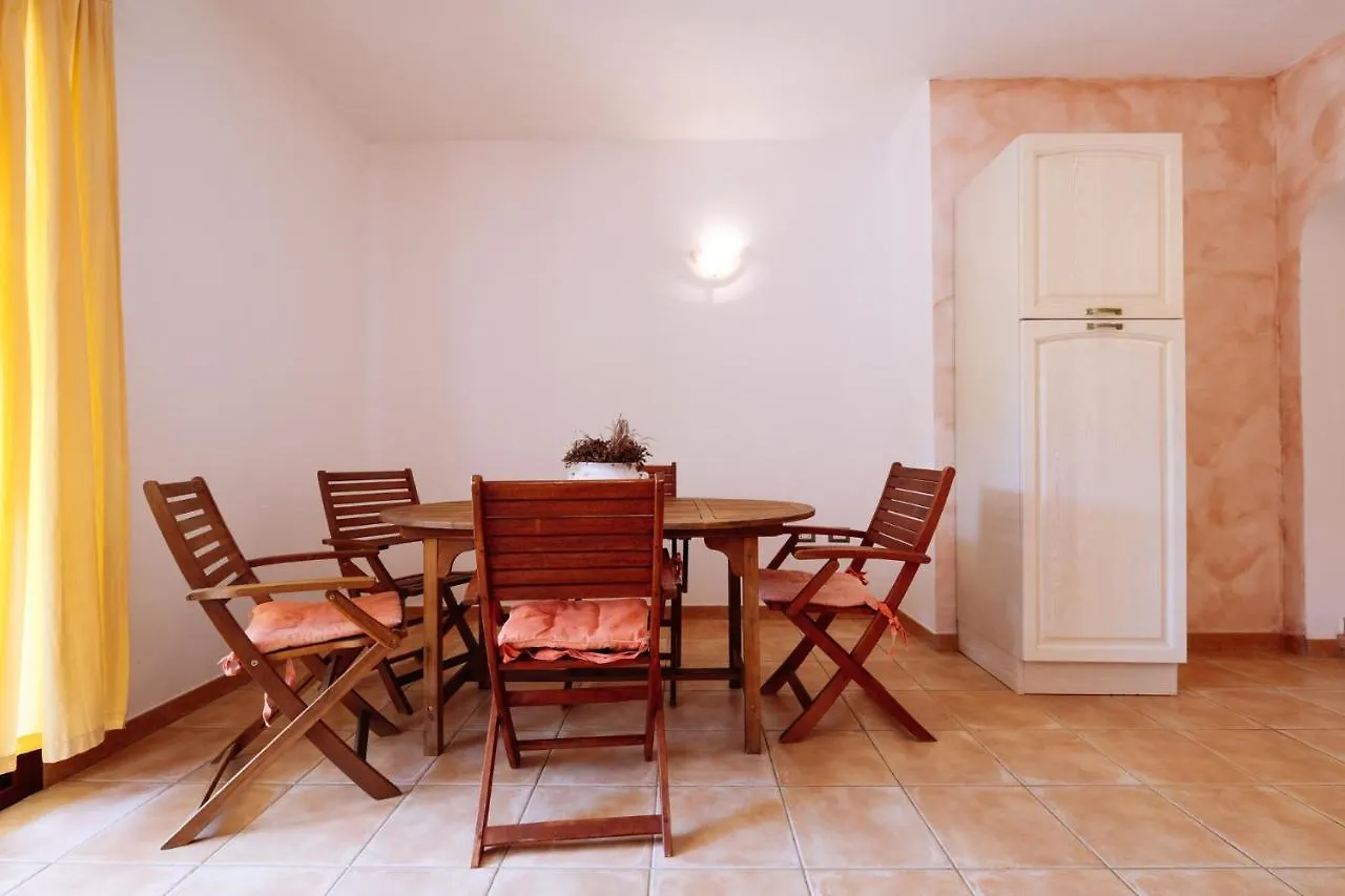 Villa Carta - A due passi dal mare Santa Lucia  Appartamento