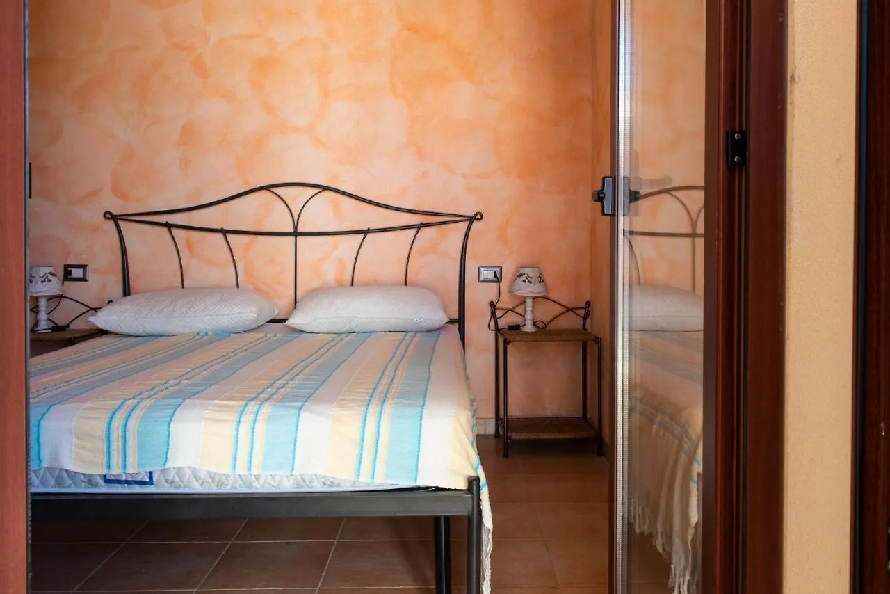 Appartamento Villa Carta - A due passi dal mare Santa Lucia  Italia