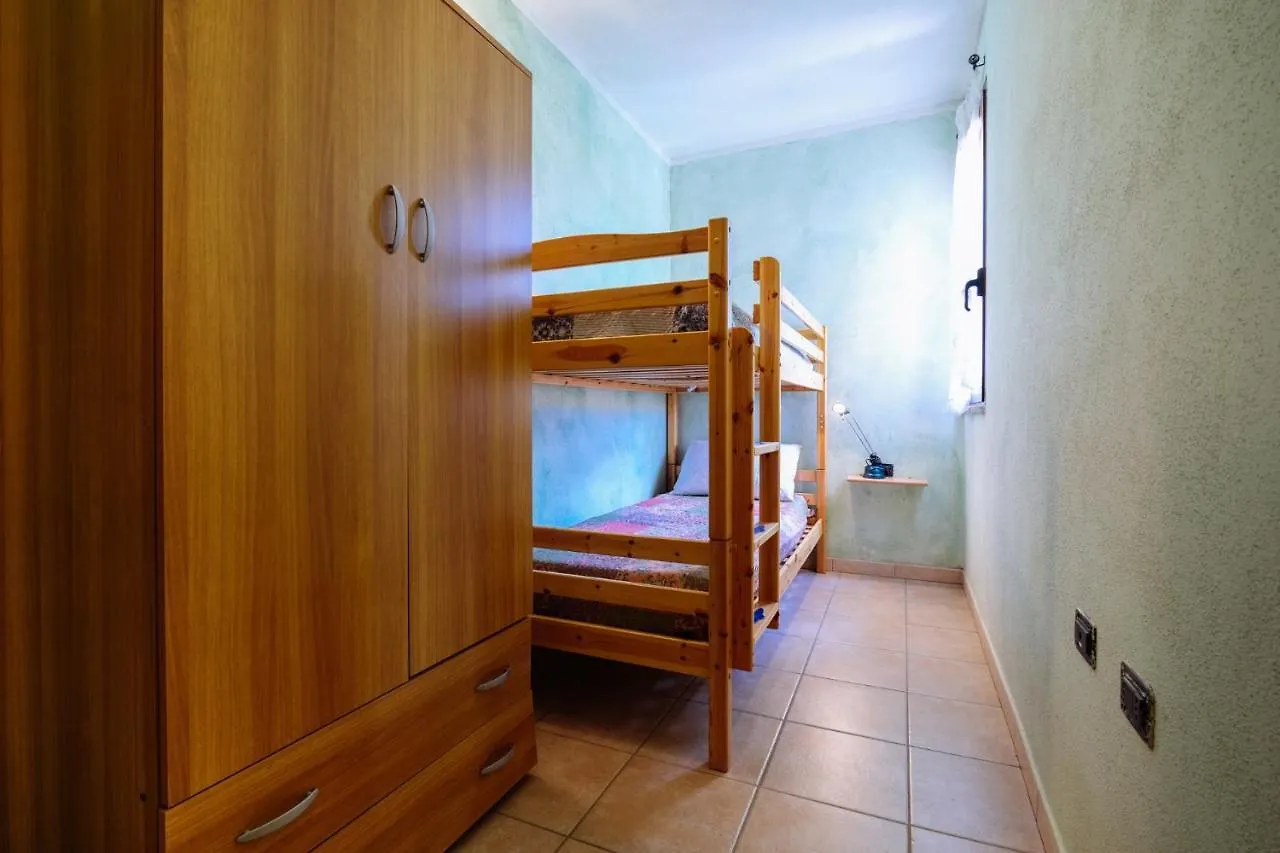 Apartment Villa Carta - A Due Passi Dal Mare Santa Lucia  Italy